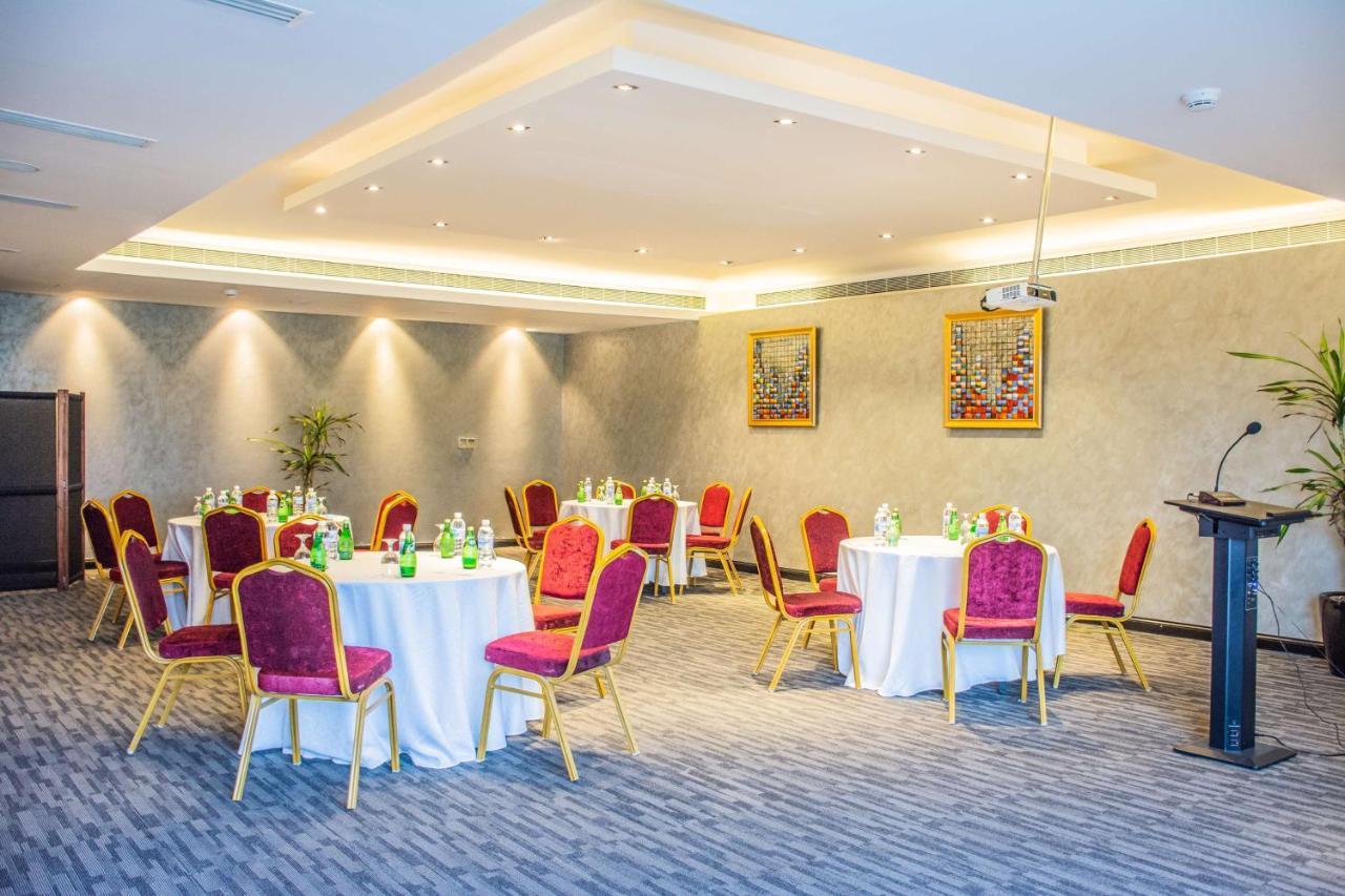 Radisson Blu Resort, Al Khobar Халф Мун-Бэй Экстерьер фото Meeting room