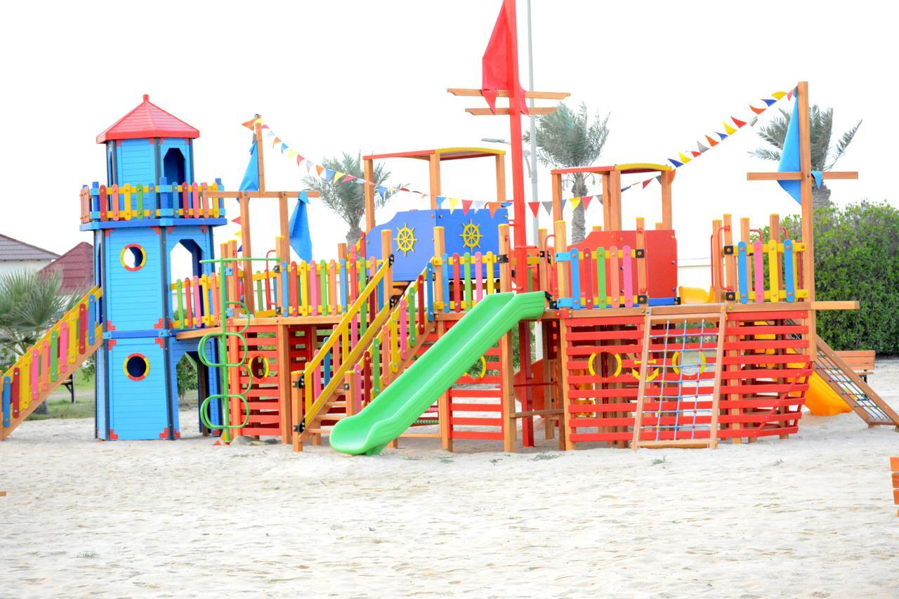 Radisson Blu Resort, Al Khobar Халф Мун-Бэй Экстерьер фото Playground in Al-Qusaib, Kuwait
