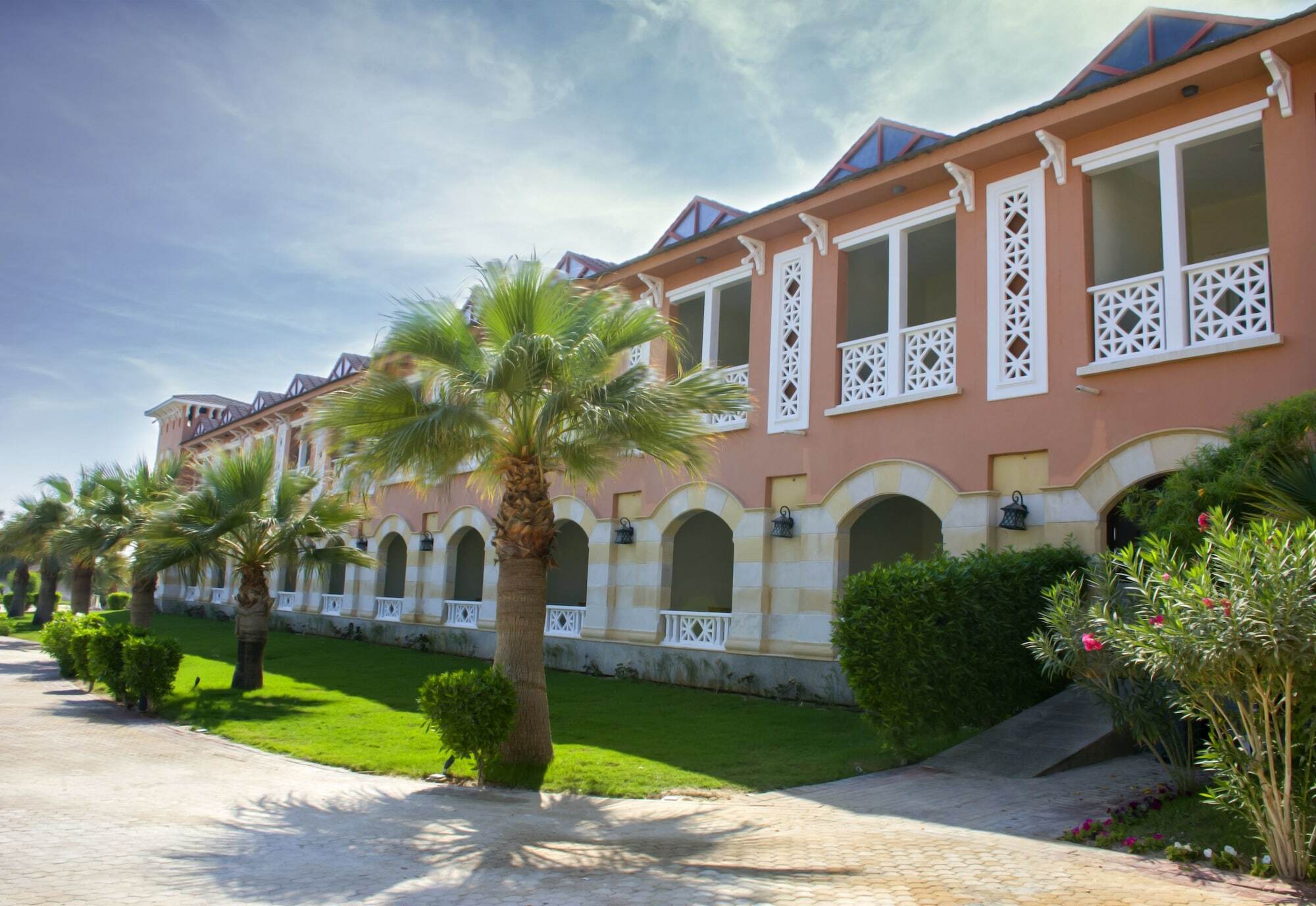 Radisson Blu Resort, Al Khobar Халф Мун-Бэй Экстерьер фото A typical hotel in Antalya